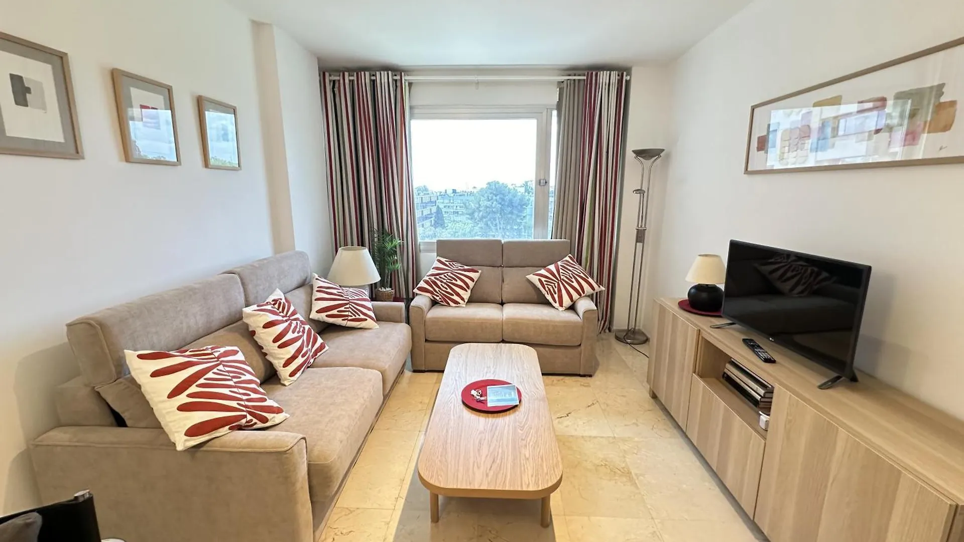 Estupendo Apartamento Junto A Plaza De Espana Sevilla España